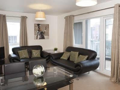 The Coliseum Apartments Τσέλτενχαμ Εξωτερικό φωτογραφία